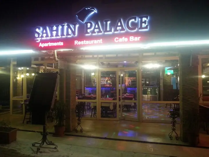 Мармарис: Sahin Palace