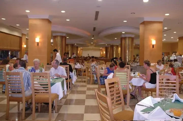 Кемер: The Maxim Resort