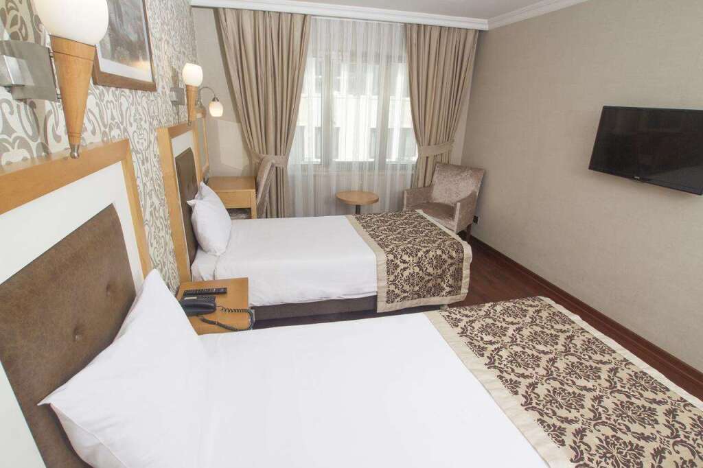 Стамбул: Crestium Hotel Prime Square
