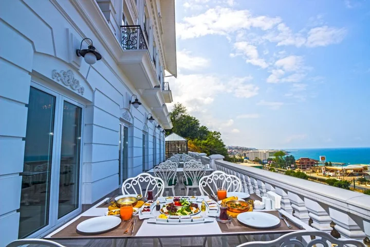 Трабзон: Mell Hotel