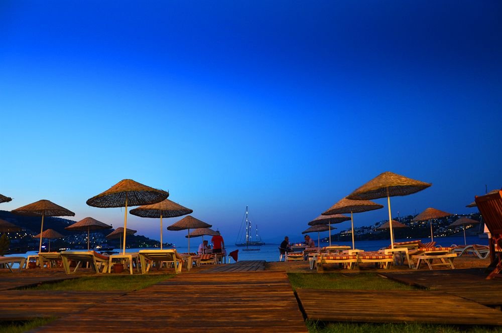 Butikhan Beach Otel — фото 1