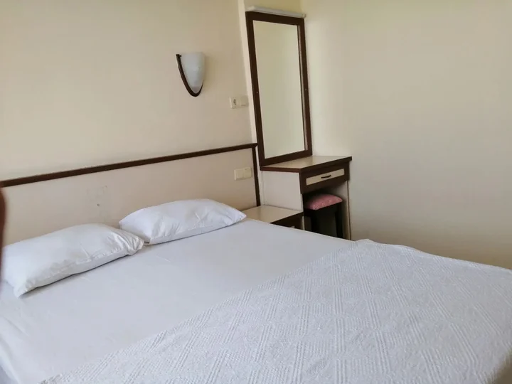 Кушадасы: Oya Apartments