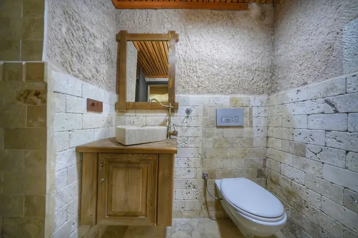 Учисар: Takaev Cave Hotel
