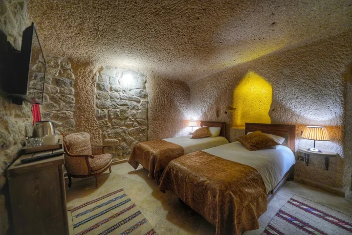 Учисар: Takaev Cave Hotel