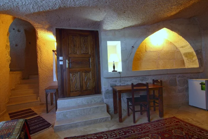 Учисар: Takaev Cave Hotel