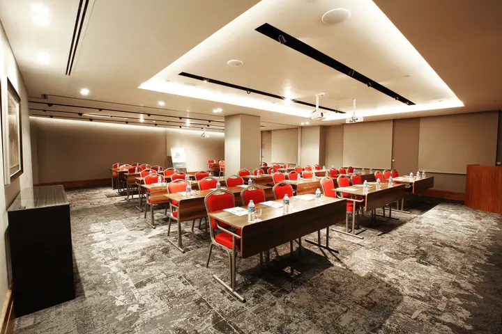 Бурса: Holiday Inn Bursa - City Centre by IHG