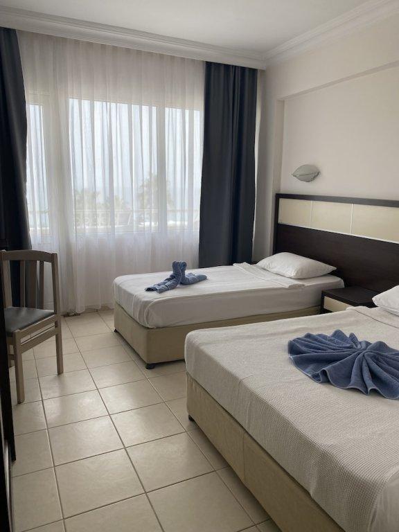 Бельдиби: Club Marakesh Beach Hotel