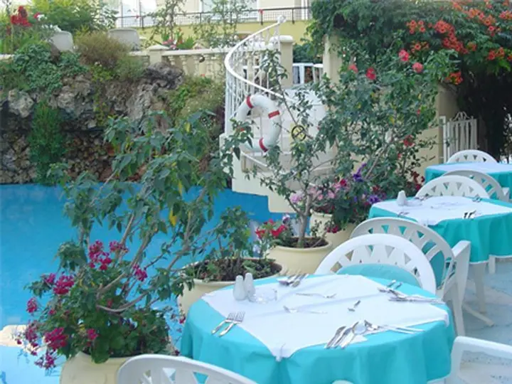 Мармарис: Serenad Hotel
