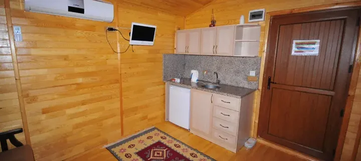 Чиралы: Iikiz Pansiyon