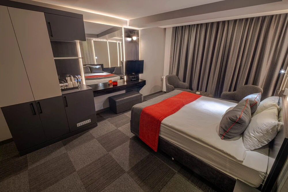 Измир: Methis Hotel