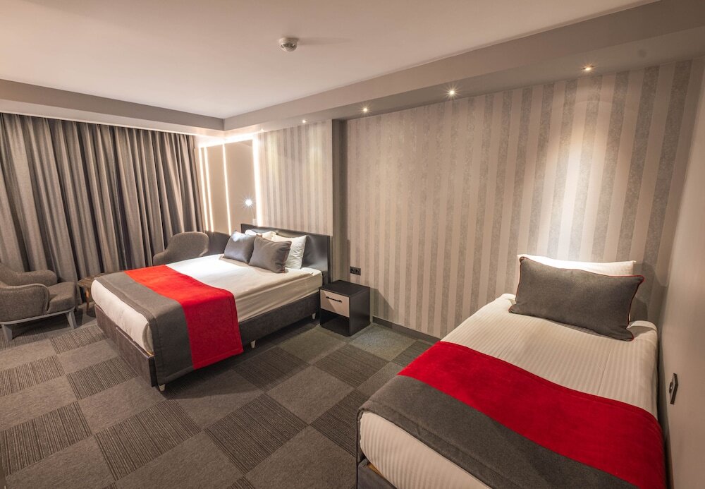Измир: Methis Hotel