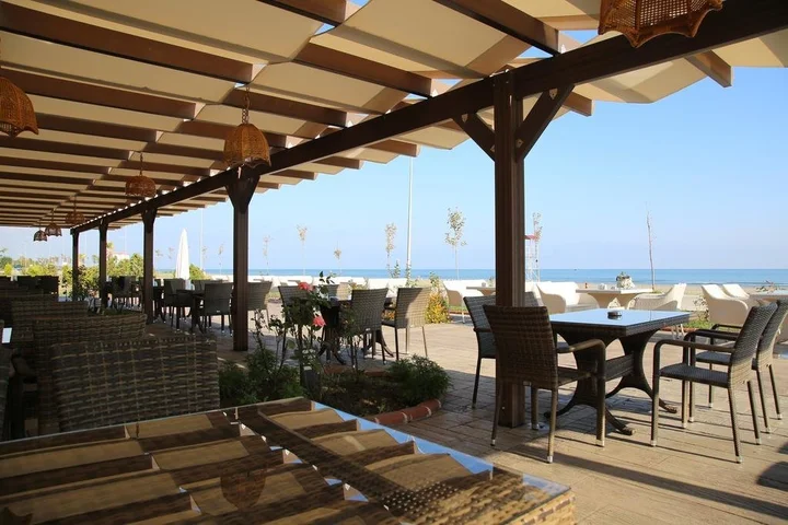 Самсун: Omtel Hotel