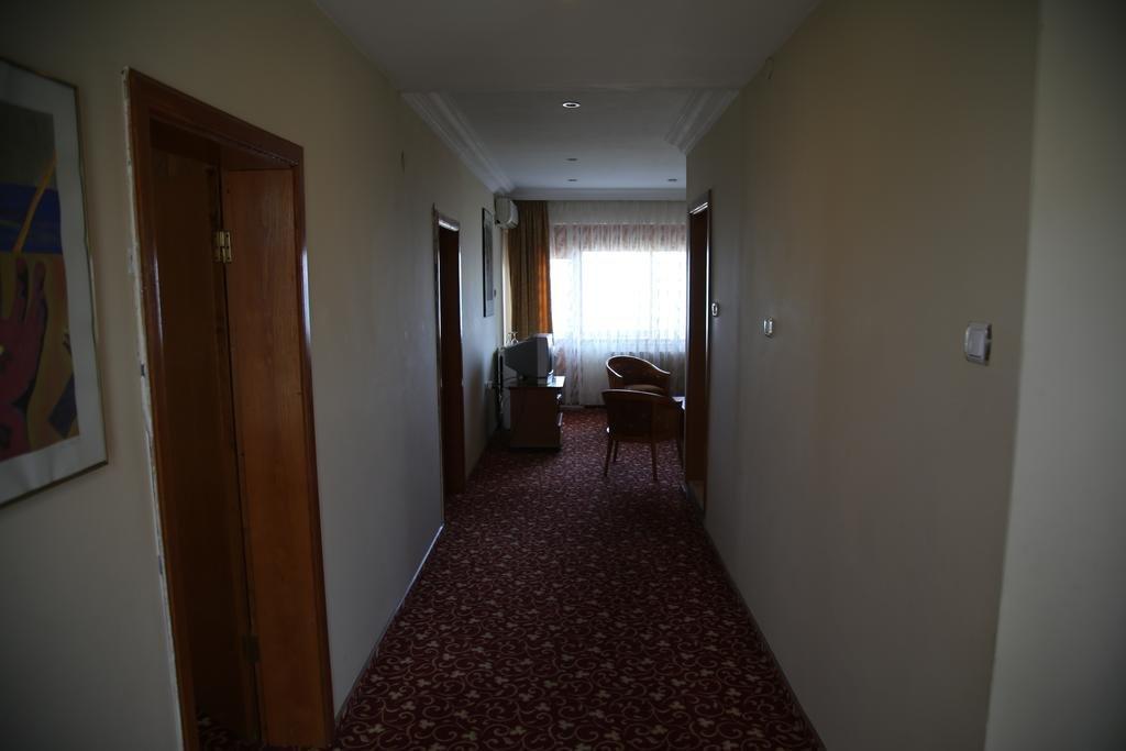 Самсун: Omtel Hotel