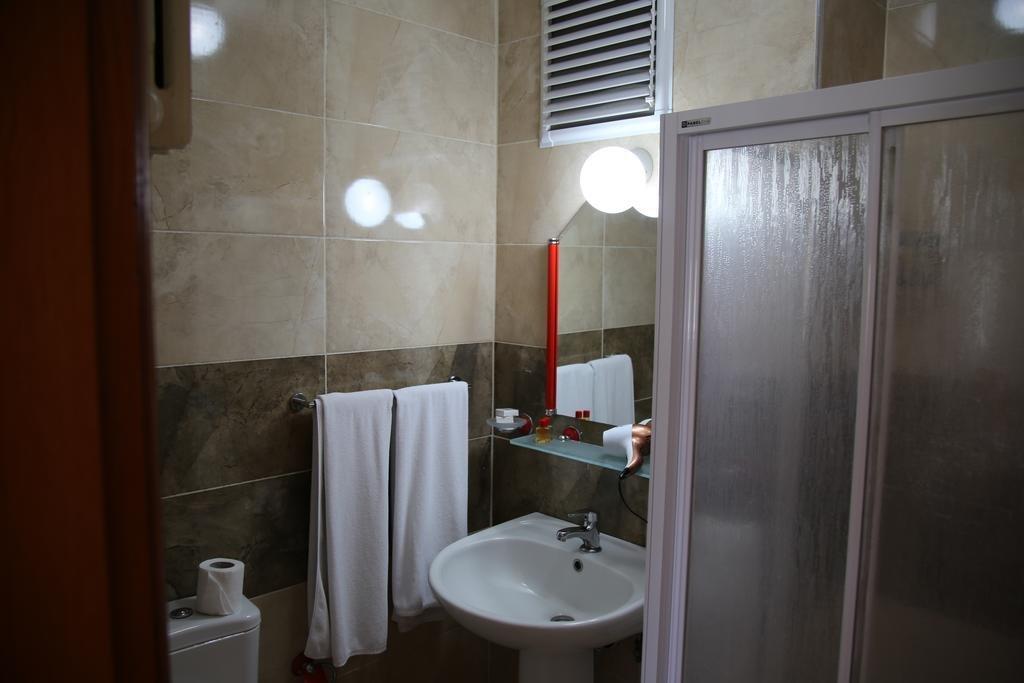 Самсун: Omtel Hotel