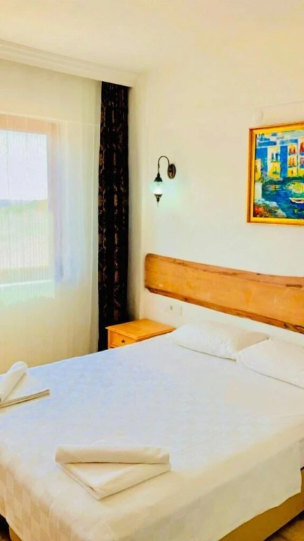 Бозджаада: Sukha Inn Hotel & Beach