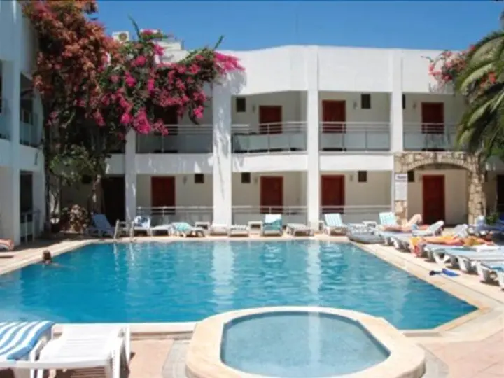 Бодрум: Hotel Parilti