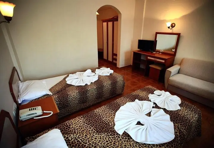 Бодрум: Hotel Parilti