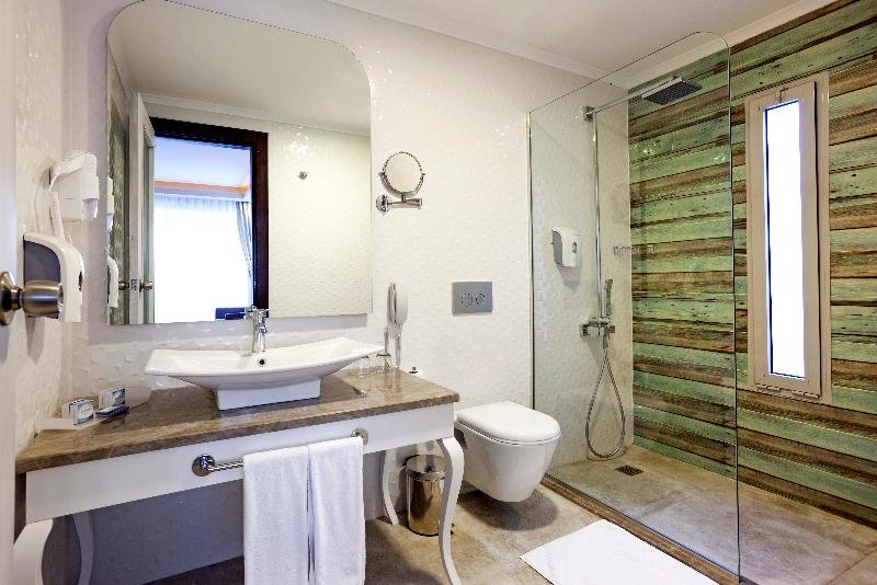 Белек: Jacaranda Beach Luxury Club