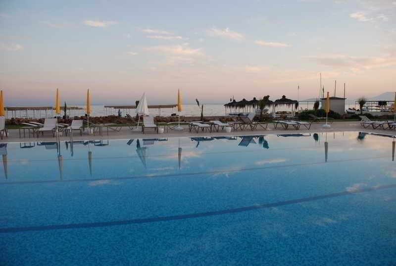 Белек: Jacaranda Beach Luxury Club