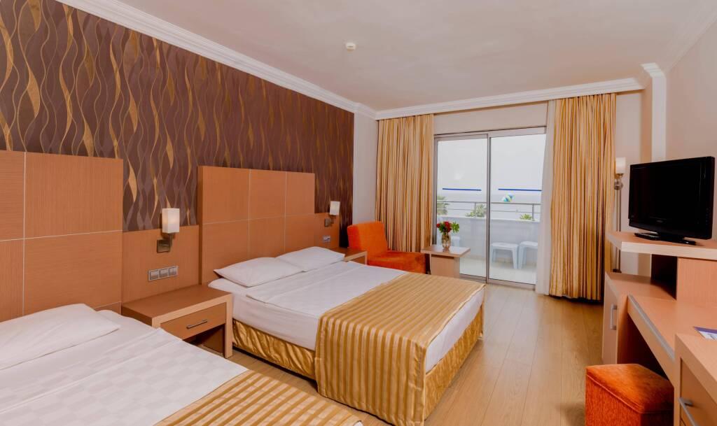 Окурджалар: Holiday Garden Resort