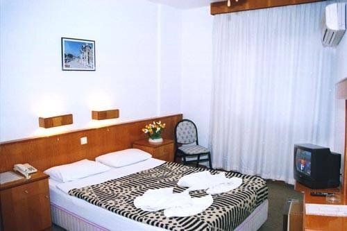 Кушадасы: Türkin Hotel