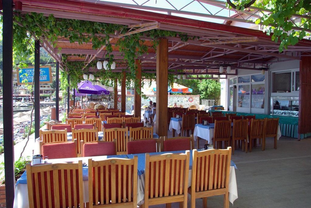 Мармарис: Zeybek Hotel