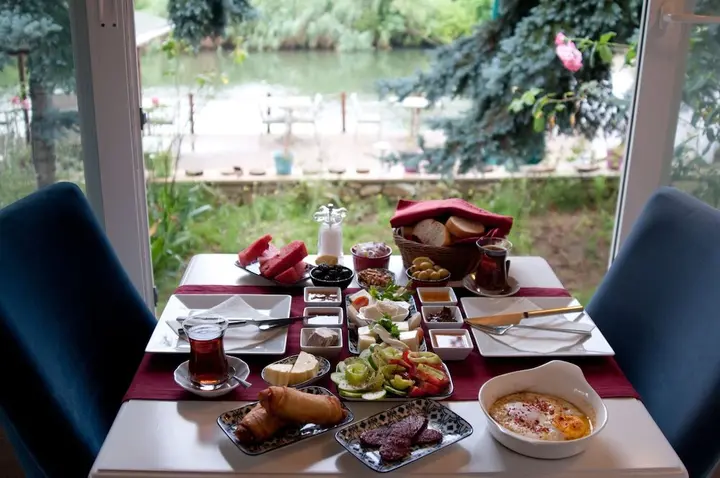 Сайл: Ağva Nehir Evi Butik Hotel