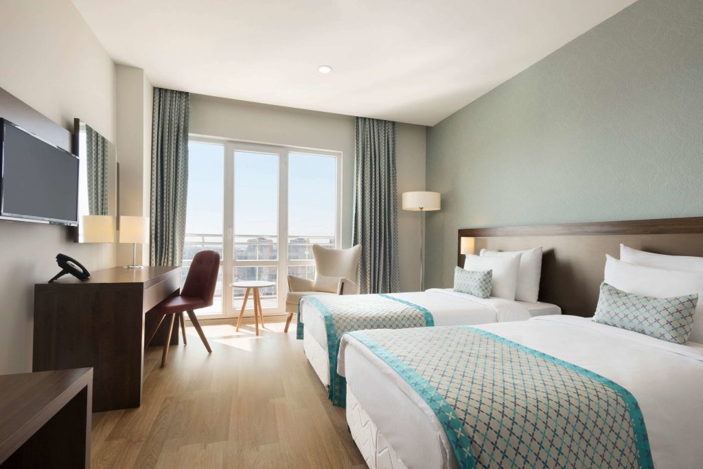Черкезкой: Hawthorn Suites by Wyndham Cerkezkoy