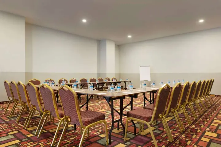 Черкезкой: Hawthorn Suites by Wyndham Cerkezkoy