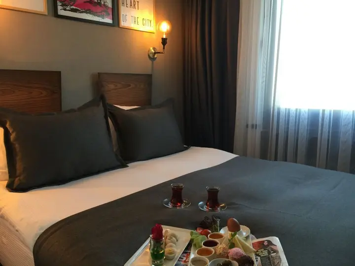 Анкара: Hotel Cinnah