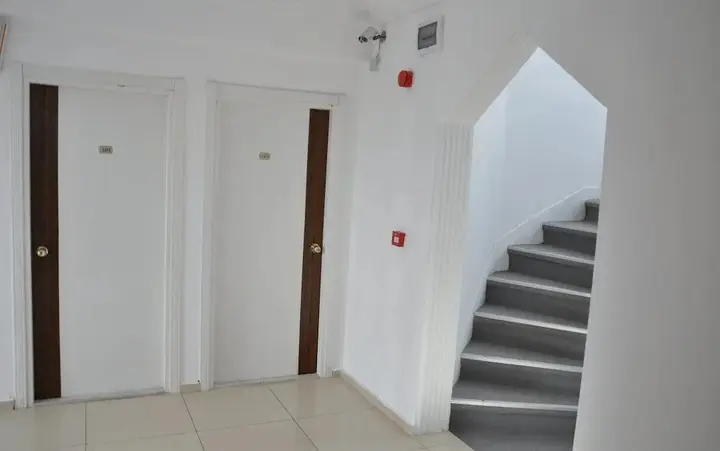 Анталья: Madi Otel Lara
