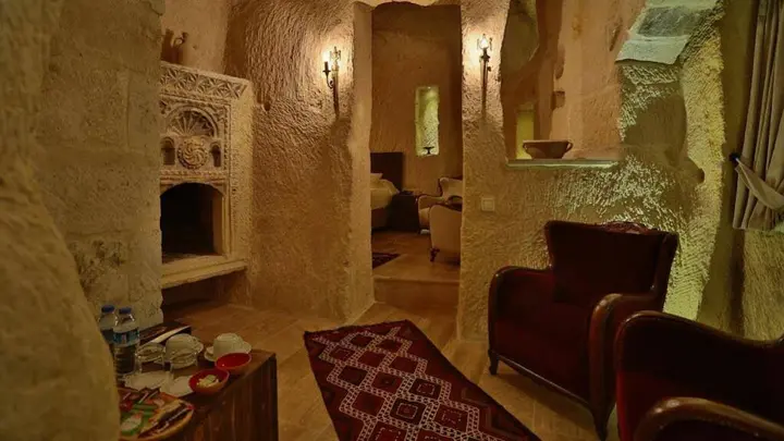 Ургуп: Acropolis Cave Suite