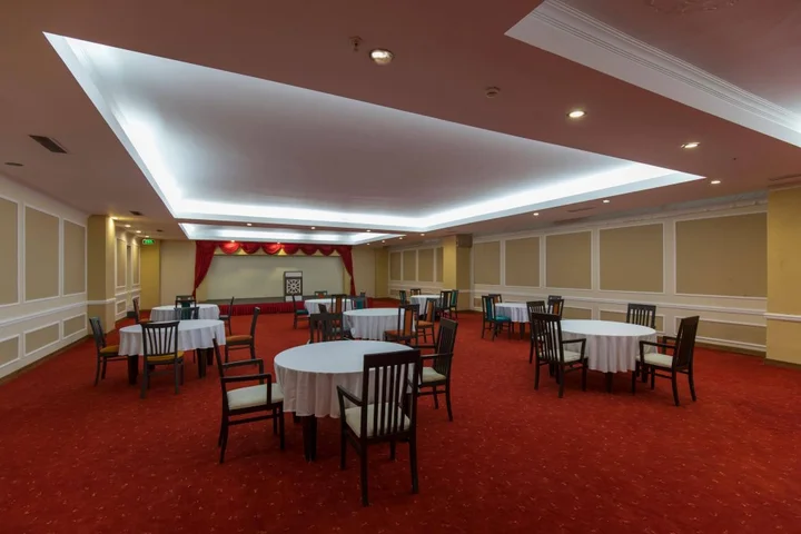 Окурджалар: Hotel Holiday Garden Resort