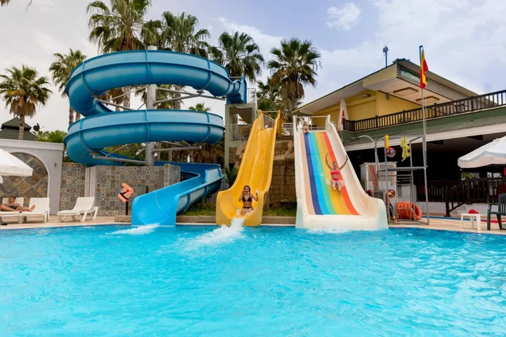 Окурджалар: Hotel Holiday Garden Resort
