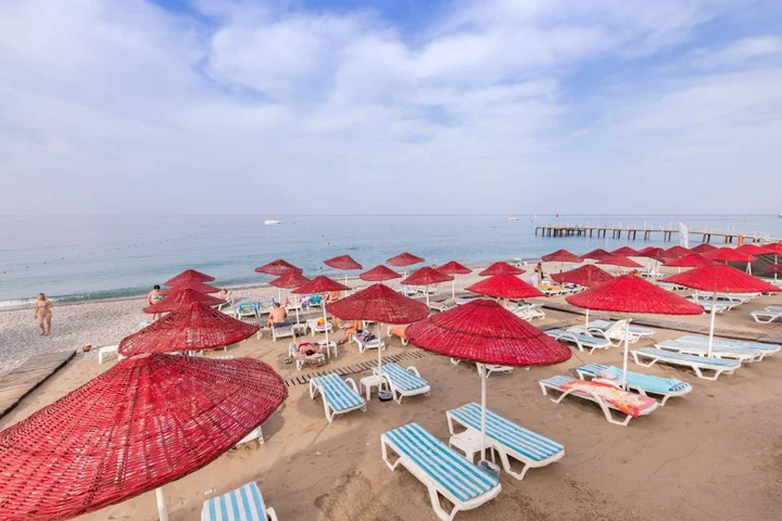 Окурджалар: Hotel Holiday Garden Resort