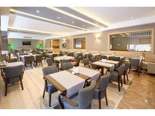 Измир: Kordon Hotel Cankaya