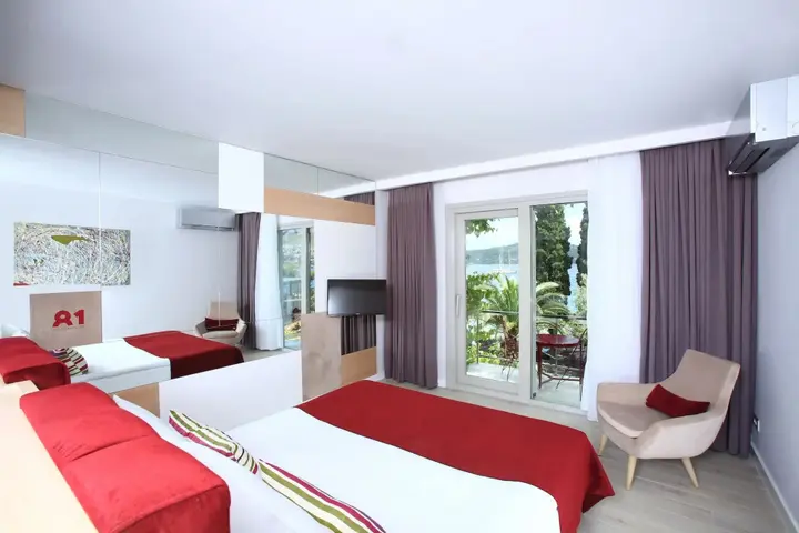 Бодрум: No:81 Hotel