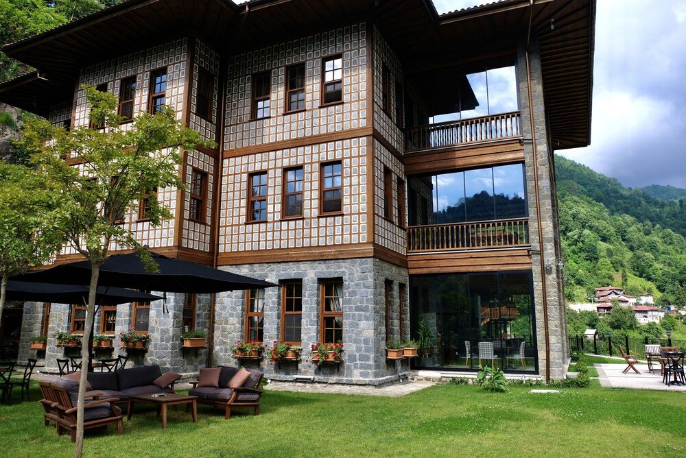 Фындыклы: Hakoni House
