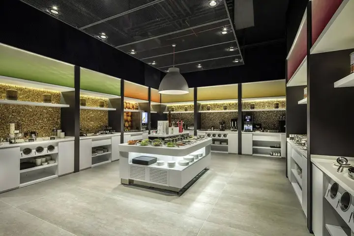 Дикили: Hampton by Hilton Izmir Aliaga