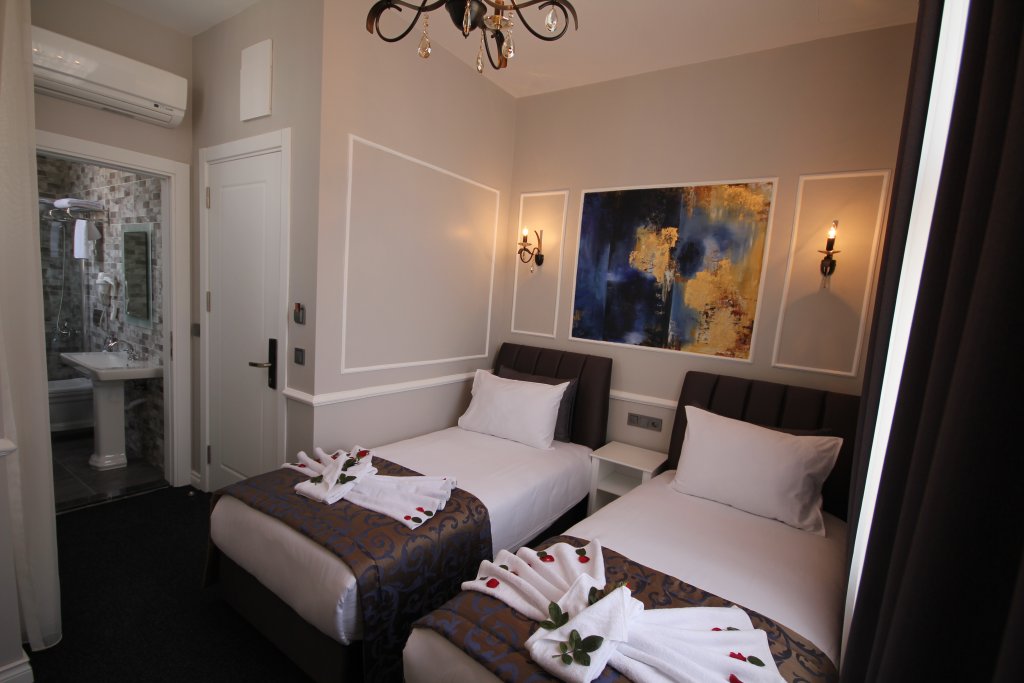 Стамбул: Отель Naumpasa Konagi