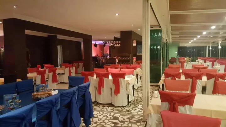 Бююкчекмедже: Ata Hotel Kumburgaz