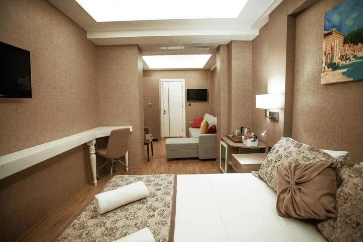 Измир: Hotel Iz