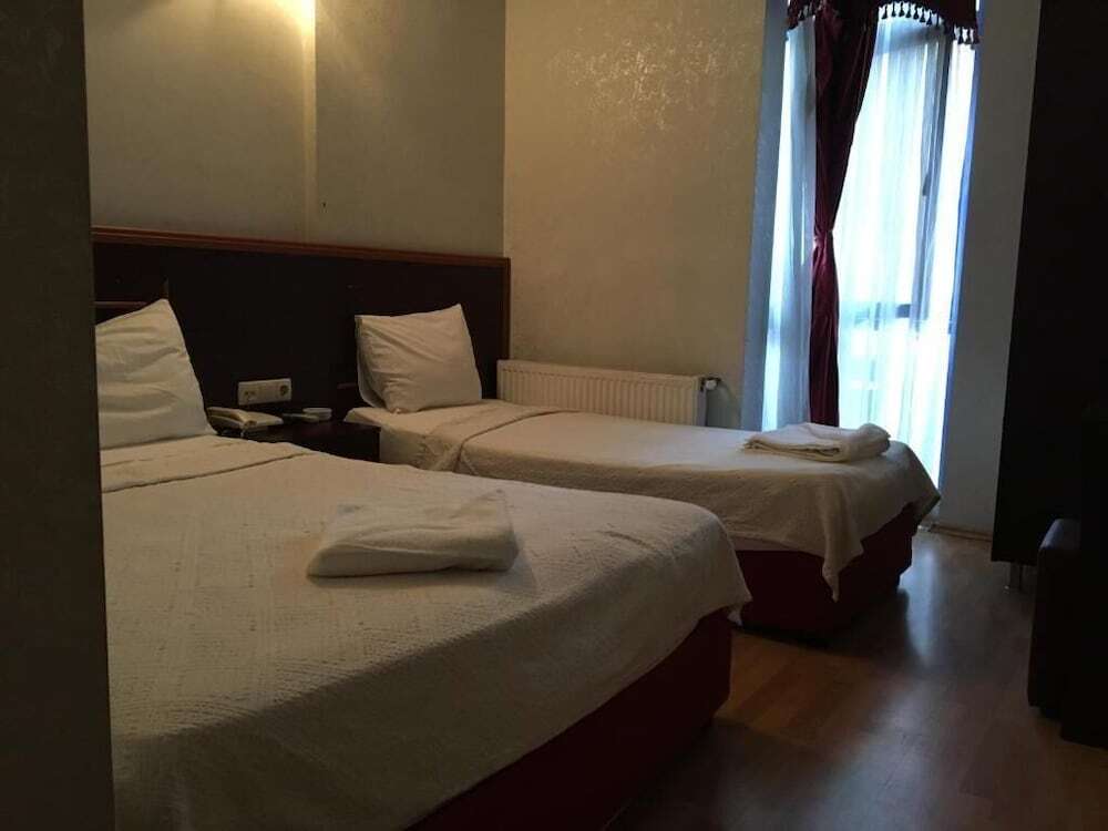 Стамбул: Red White Hotel