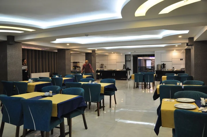 Измир: Madi Otel Izmir