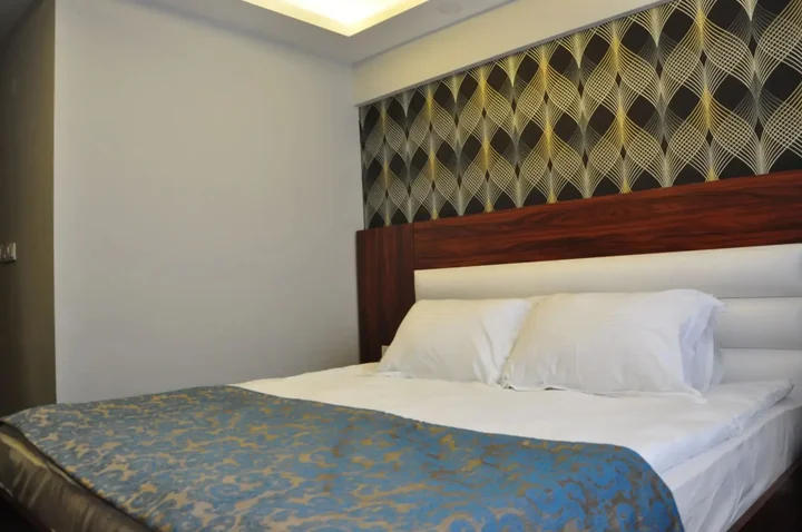 Измир: Madi Otel Izmir