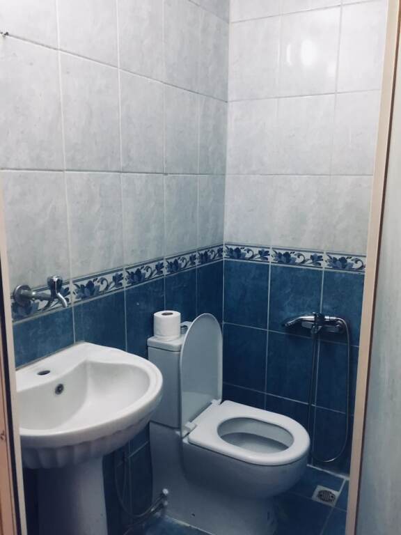 Измир: Hotel Dinlen