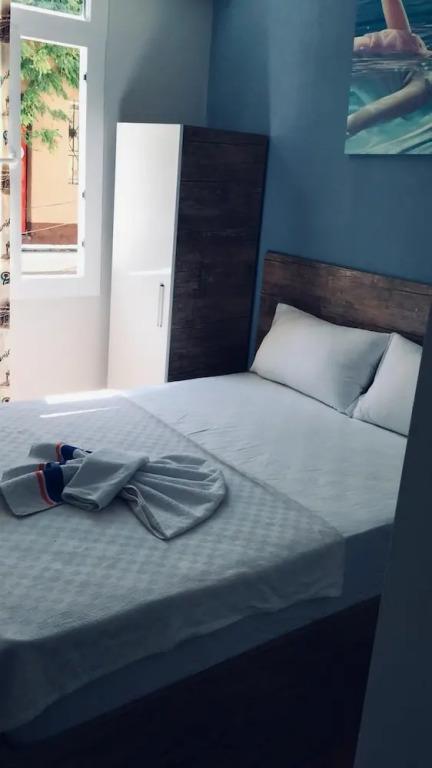 Измир: Hotel Dinlen