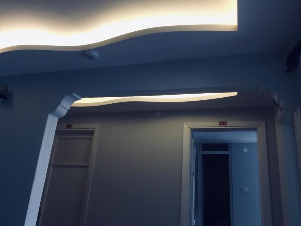 Измир: Hotel Dinlen