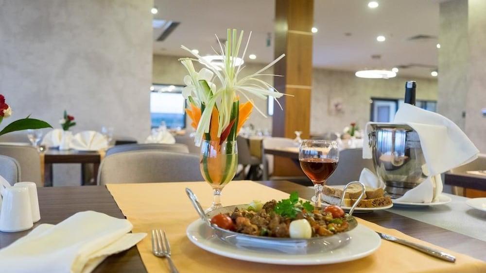 Дюздже: Turan Otel