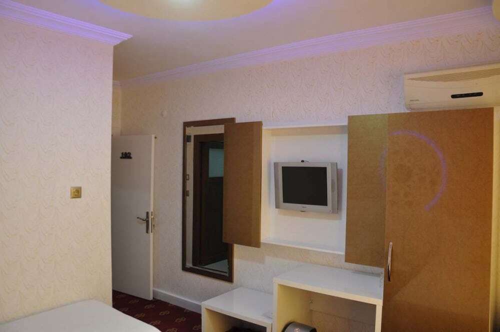 Ugur Hotel — фото 2